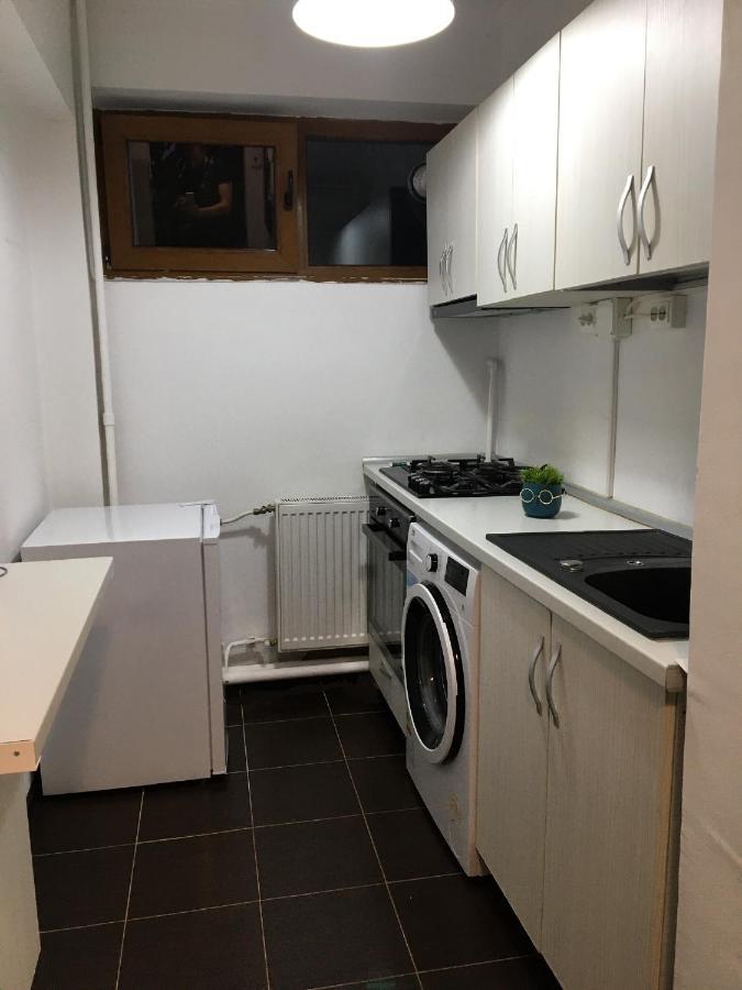 Garso1 4You Apartment Pitesti Bagian luar foto